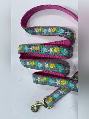 Up Country dog leash, pink seashells, nautical theme 6 ft